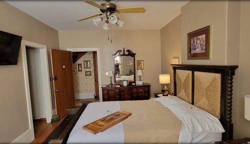 Suite (Kelsey)