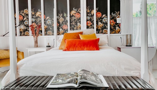 Design Studio, 1 Queen Bed