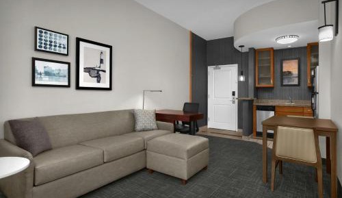 King Studio with Sofa Bed