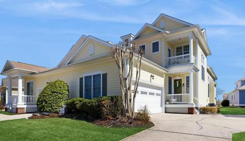 Three-Bedroom Vacation Home 