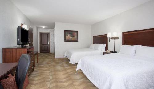 Queen Room with Two Queen Beds - Mobility and Hearing Access/Non-Smoking