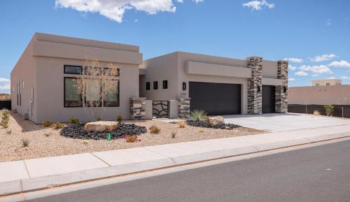 Four-Bedroom Holiday Home