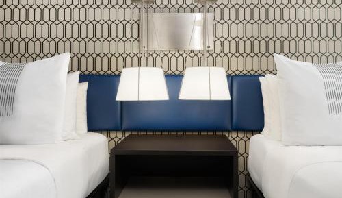 Queen Room with Two Queen Beds and Roll-In Shower - Disability Access