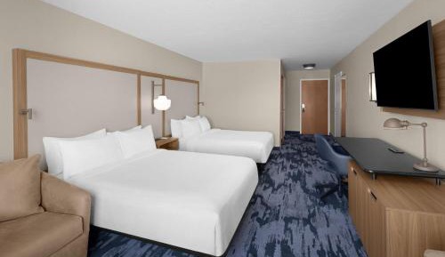 Queen Room with Two Queen Beds and Sofa Bed