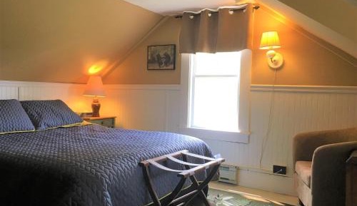 Double Room with Shared Bathroom - 10
