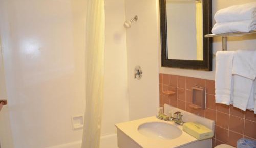 Double Room with Two Double Beds - Non-Smoking