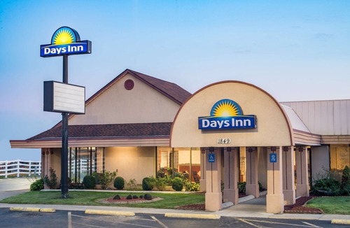 Grove City Hotel | Days Inn by Wyndham Grove City Columbus South
