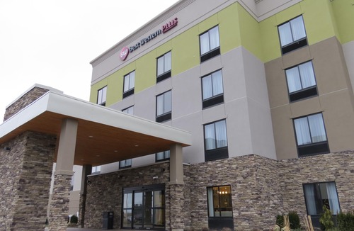 Erie Hotel | Best Western Plus Erie Inn & Suites