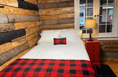 Inlet Cabin | Birches - Twin Pines