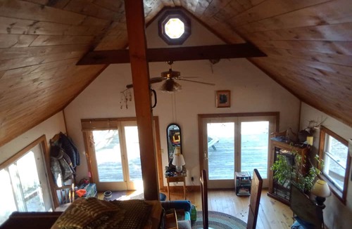 Town of Jerusalem Cabin | Rustic sanctuary surrounded by pines, deer and wildlife but close to everything!