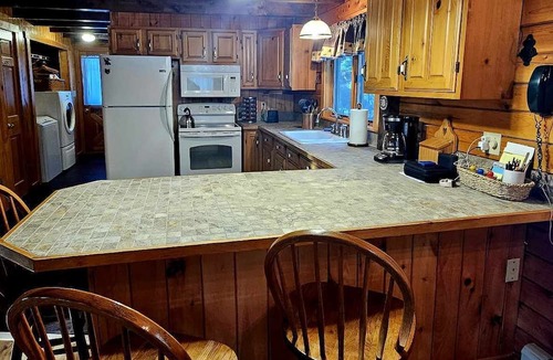 Beaver Cove Cabin | Little Moose Lodge: A Serene Lakeside Getaway for Your Ultimate Maine Retreat