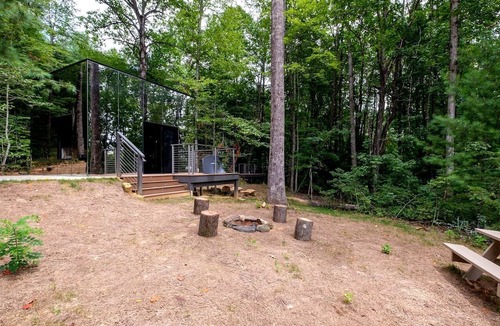 Balsam Grove Cabin | Breathtaking Invisible Tiny House in Transylvania County, North Carolina