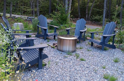 Bristol Cabin | Peaceful Herbal Homestead Cabin Retreat in Bristol, Maine