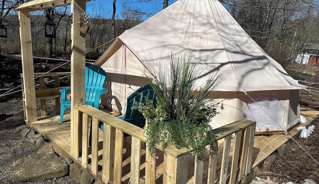 Creekside Yurt