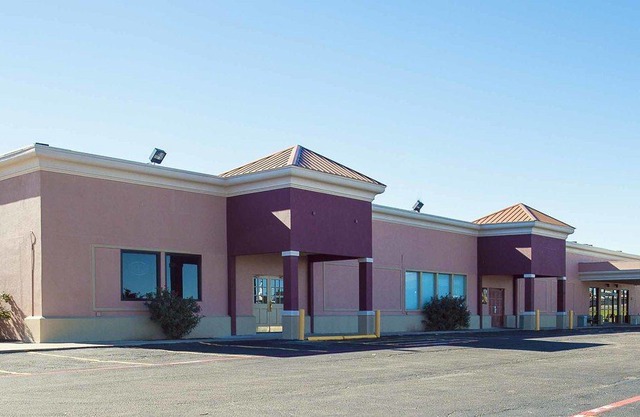 Express Inn & Suites